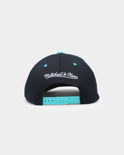 Mitchell & Ness Vancouver Grizzlies 'Flashback' Classic Red Snapback Black
