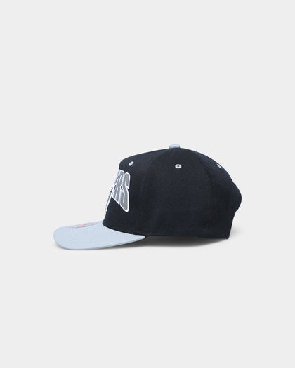 Mitchell & Ness Los Angeles Raiders 'Flashback' Classic Red Snapback Black