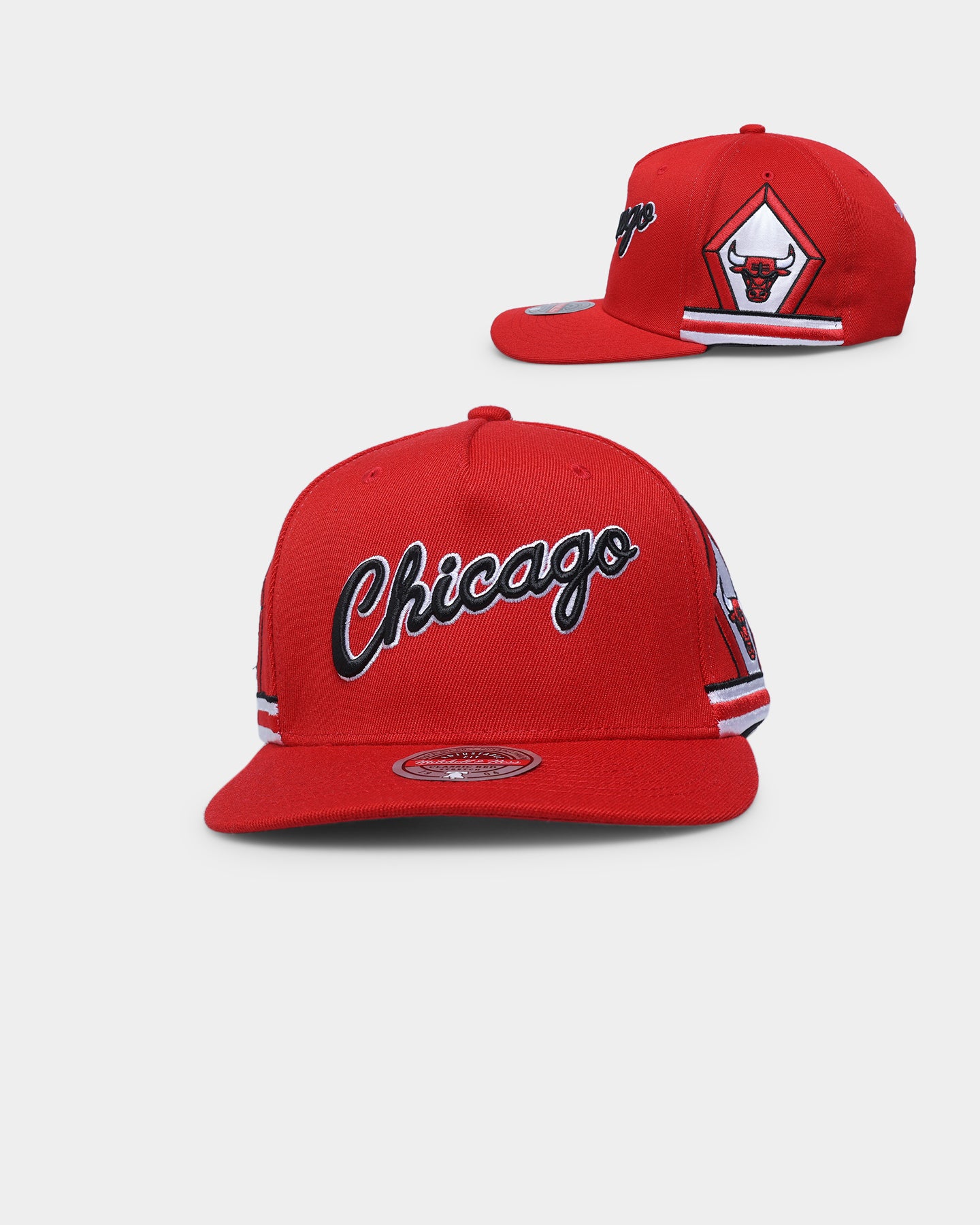 Mitchell & Ness Chicago Bulls XL Short Hook Classic Red Snapback