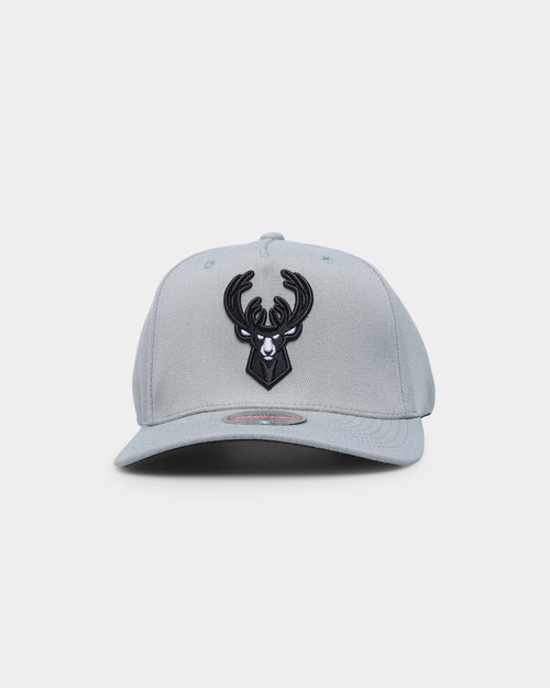 Mitchell & Ness Milwaukee Bucks 'Greytones' Classic Red Snapback Grey