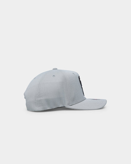 Mitchell & Ness Milwaukee Bucks 'Greytones' Classic Red Snapback Grey