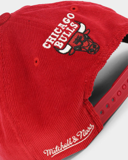 Mitchell & Ness Chicago Bulls 'Cord Arch' Dad Snapback Scarlet