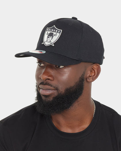 Mitchell & Ness Los Angeles Raiders 'Metallic Charcoal' Classic Red Snapback Black