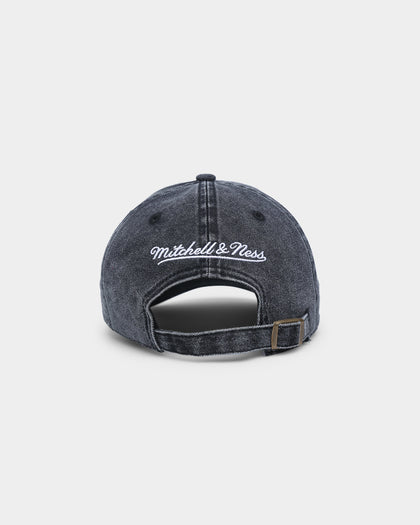 Mitchell & Ness Chicago Bulls Stone Washed Dad Strapback Washed Black