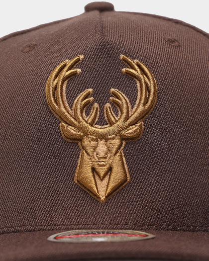 Mitchell & Ness Milwaukee Bucks 'Lux Brown' Classic Red Snapback Baroque Brown