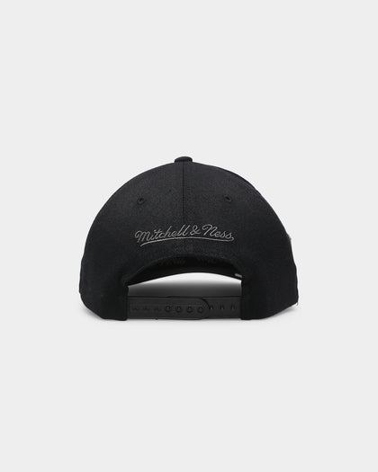 Mitchell & Ness Los Angeles Lakers 'Champ Patch' Classic Red Snapback Black