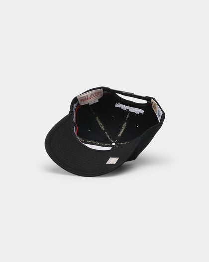 Mitchell & Ness Charlotte Hornets 'Linear' Classic Red Snapback Black