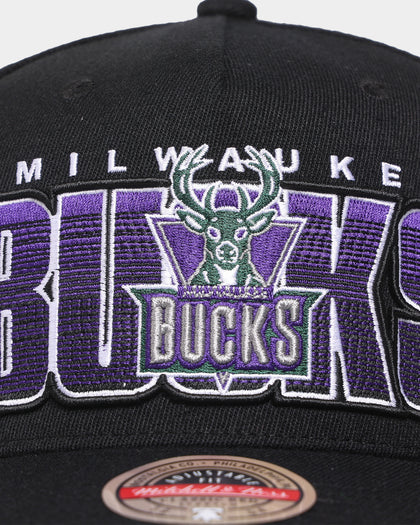 Mitchell & Ness Milwaukee Bucks 'Linear' Classic Red Snapback Black