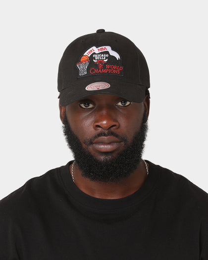 Mitchell & Ness Chicago Bulls '1991 NBA Champions' Deadstock Snapback Black