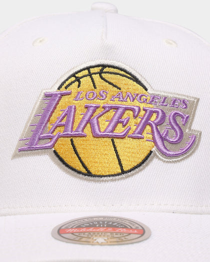 Mitchell & Ness Los Angeles Lakers 'Hardwood Classics Patch' Classic Red Snapback Cream