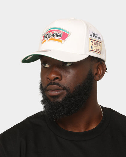 Mitchell & Ness San Antonio Spurs 'Hardwood Classics Patch' Classic Red Snapback Cream