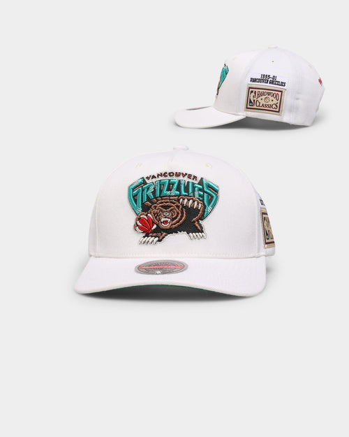 Mitchell & Ness Memphis Grizzlies 'Hardwood Classics Patch' Classic Red Snapback Cream