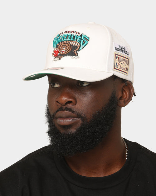 Mitchell & Ness Memphis Grizzlies 'Hardwood Classics Patch' Classic Red Snapback Cream