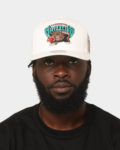 Mitchell & Ness Memphis Grizzlies 'Hardwood Classics Patch' Classic Red Snapback Cream