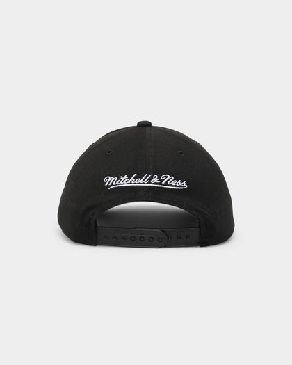 Mitchell & Ness UNC Tip Deadstock Snapback Faded Black