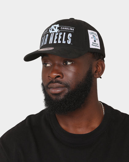 Mitchell & Ness UNC Tip Deadstock Snapback Faded Black