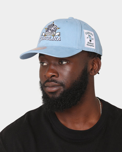 Mitchell & Ness UNC Star Team Deadstock Snapback Light Blue