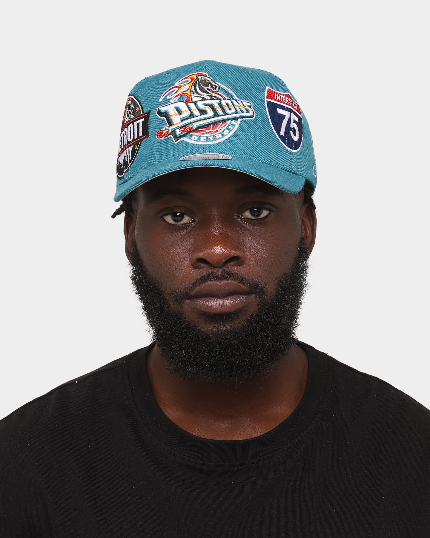 Mitchell & Ness Detroit Pistons 'Highway' Pro Crown Snapback Dark