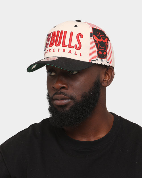 Mitchell & Ness Chicago Bulls '90s Training Camp' Pro Crown Snapback Cream