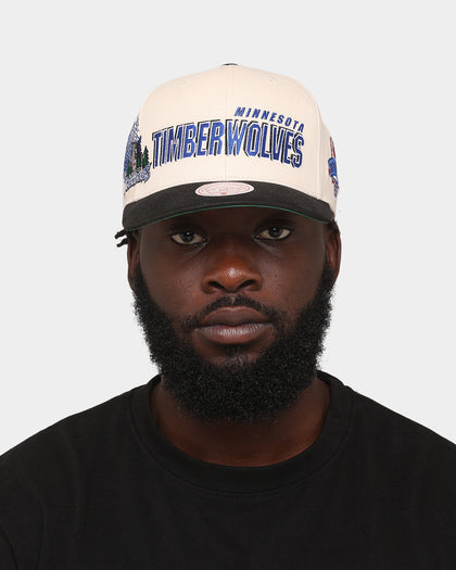 Mitchell & Ness Minnesota Timberwolves '96 Draft' Pro Crown Snapback Off White