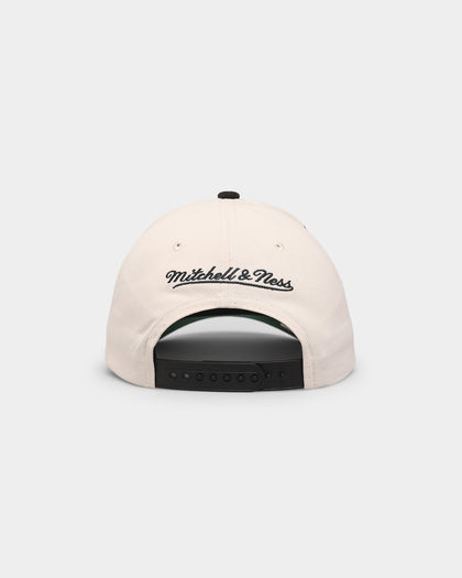 Mitchell & Ness Philadelphia 76ers '96 Draft' Pro Crown Snapback Off White