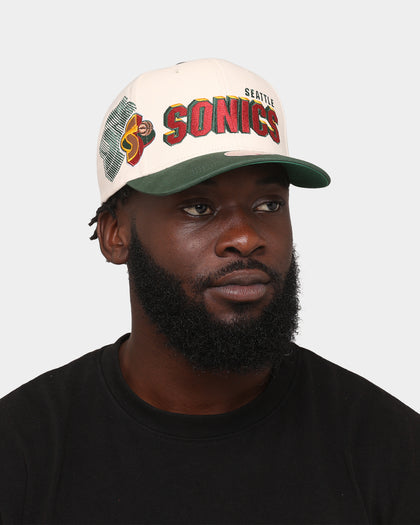 Mitchell & Ness Seattle Sonics '96 Draft' Pro Crown Snapback Off White