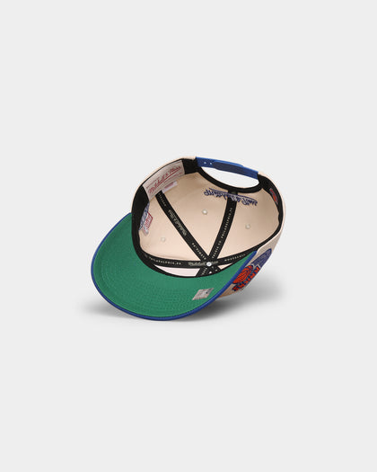 Mitchell & Ness New York Knicks '96 Draft' Pro Crown Snapback Off White