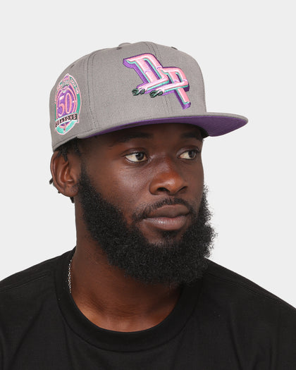 Mitchell & Ness Detroit Pistons 'From Dusk' Fitted Grey