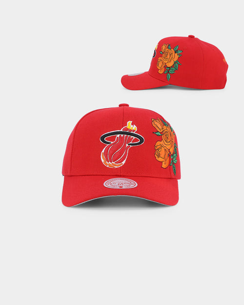 Mitchell & Ness Miami Heat 'Roses HWC' Pro Crown Snapback Red