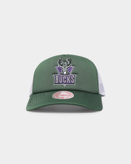 Mitchell & Ness Milwaukee Bucks 'NBA Off The Backboard' Trucker Snapback Green