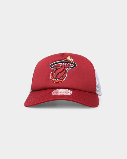 Mitchell & Ness Miami Heat 'NBA Off The Backboard' Trucker Snapback Scarlet