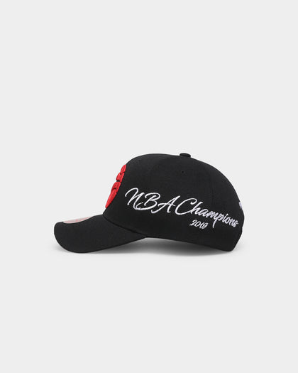 Mitchell & Ness Toronto Raptors 'Champion Wrap Classic' Pro Crown Snapback Black