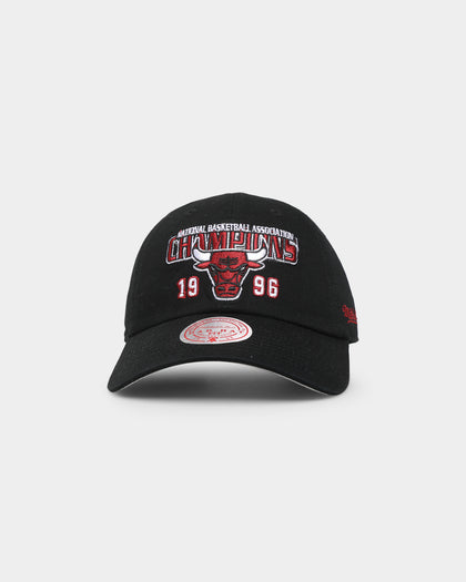Mitchell & Ness Chicago Bulls '1996 Champions' Dad Hat Strapback Faded Black