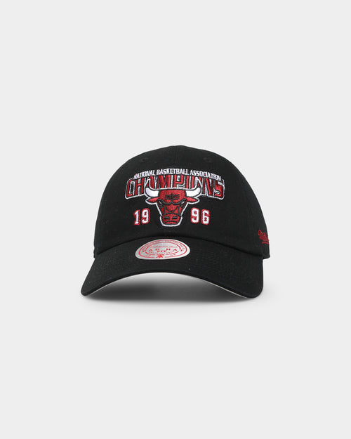 Mitchell & Ness Chicago Bulls '1996 Champions' Dad Hat Strapback Faded Black
