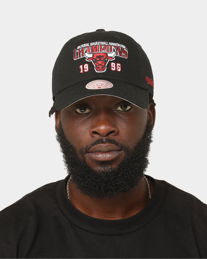 Mitchell & Ness Chicago Bulls '1996 Champions' Dad Hat Strapback Faded Black
