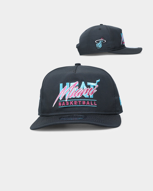 New Era Miami Heat 'Neon Nights' Prolight Old Golfer Snapback Black/Neon