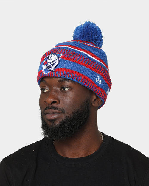 New Era Western Bulldogs AFL Opening Bounce 2022 Pom Wordmark Beanie Blue