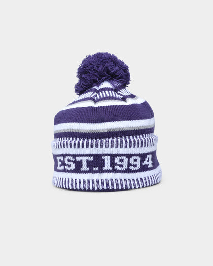 New Era Fremantle Dockers AFL Opening Bounce 2022 Pom Wordmark Beanie Purple