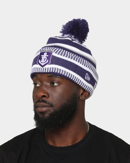 New Era Fremantle Dockers AFL Opening Bounce 2022 Pom Wordmark Beanie Purple