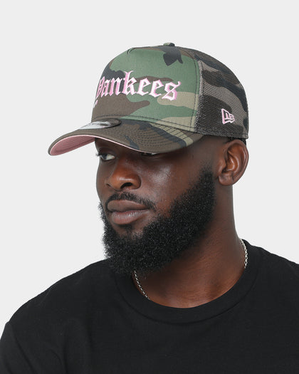 New Era New York Yankees "Camo Twist" 9FORTY A-Frame Trucker Snapback Camo Pink
