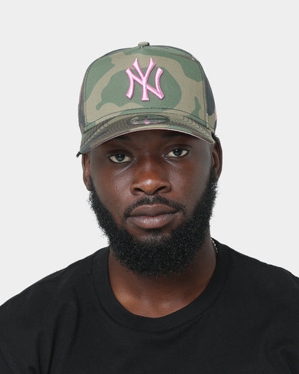 New Era New York Yankees "Camo Twist" 9FORTY A-Frame Snapback Camo Pink