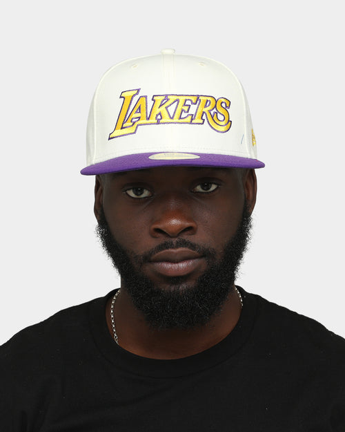 New Era Los Angeles Lakers Script Two Tone 59FIFTY Fitted White/Purple