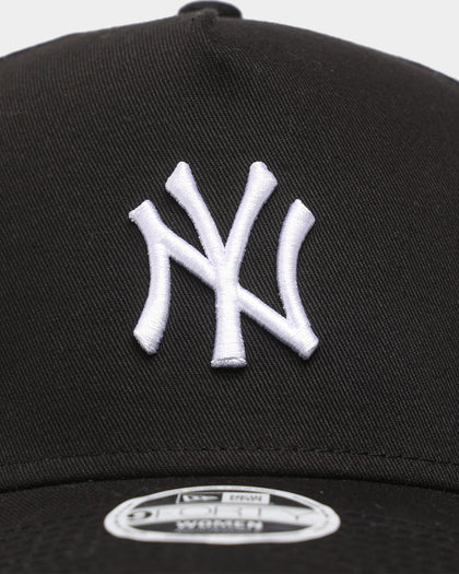 New Era Women's New York Yankees "Black & White World Series" 9FORTY A Frame Black/White