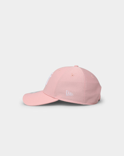 New Era Women's New York Yankees 9FORTY Q222 Pink Hex Strapback Light Pink