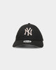 New Era Women's New York Yankees 9FORTY Casual Classic Strapback Black/Stone