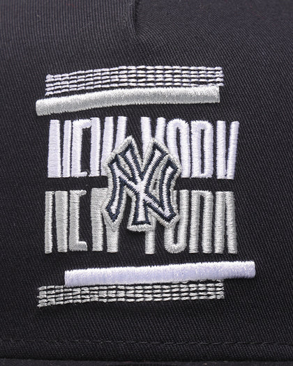 New Era New York Yankees 'Tilt' 9FIFTY A-Frame Snapback Original Team Colours