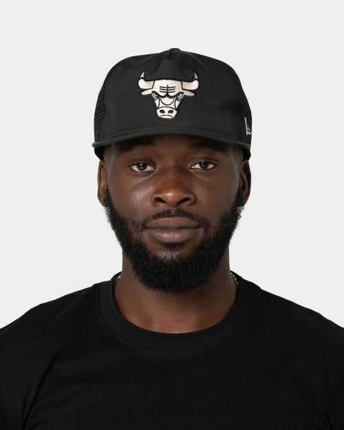 New Era Chicago Bulls 'Black Stone' Prolight Golfer Trucker