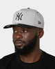 New Era New York Yankees Old Golfer Snapback Grey Black