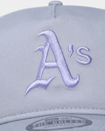 New Era Oakland Athletics 'Purple Smoke' Old Golfer Snapback Grey/Lavender