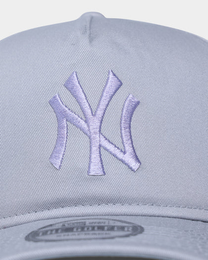 New Era New York Yankees "Purple Smoke" Old Golfer Snapback Grey Lavender